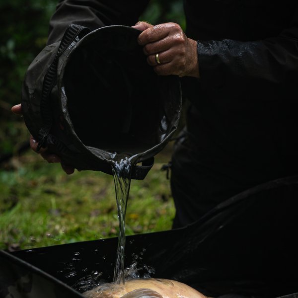 Nash - Carp Care Collapsible Water Bucket